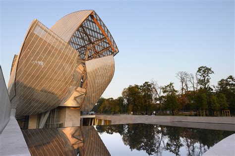 foundation louis vuitton museum|Louis Vuitton foundation frank gehry.